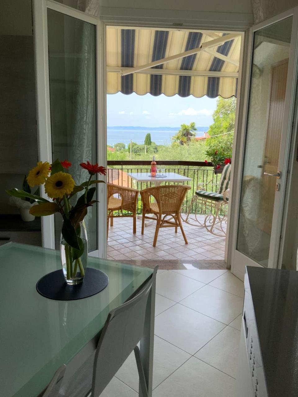 Elena Apartment - View Lake - Private Garage Bardolino Exterior photo